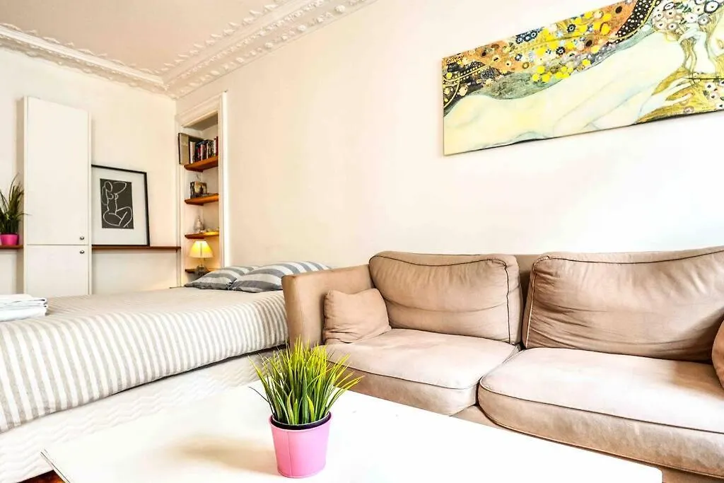 New Spacious Flat Near Montorgueil Apartment